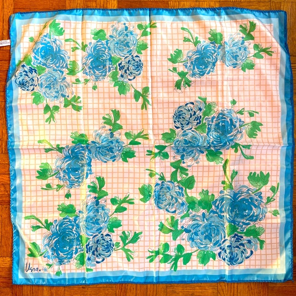 Vintage Vera Scarf - Blue Floral - Made in Japan - Picture 1 of 3